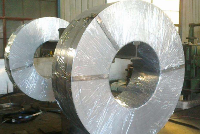 在建筑施工中使用的止水钢板